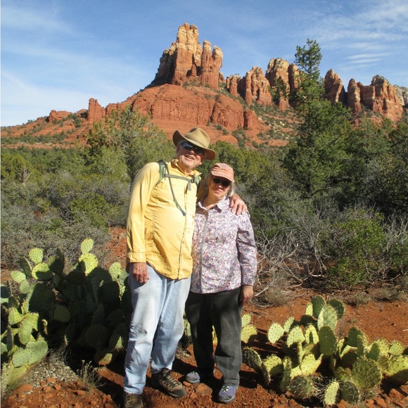 Welcome Friends The Den is open for your shopping pleasure Watch for LIVE SHOWS - Picture 3 of 16